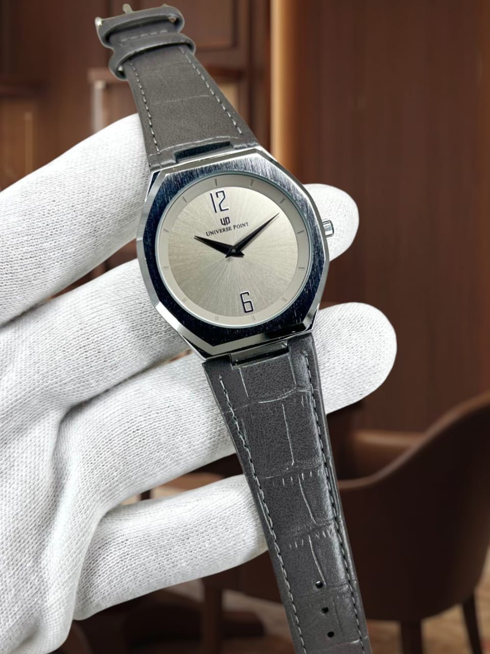 UNIVERSE POINT Luxury Men's Dress Watch | Premium Quartz Fashion Wristwatch