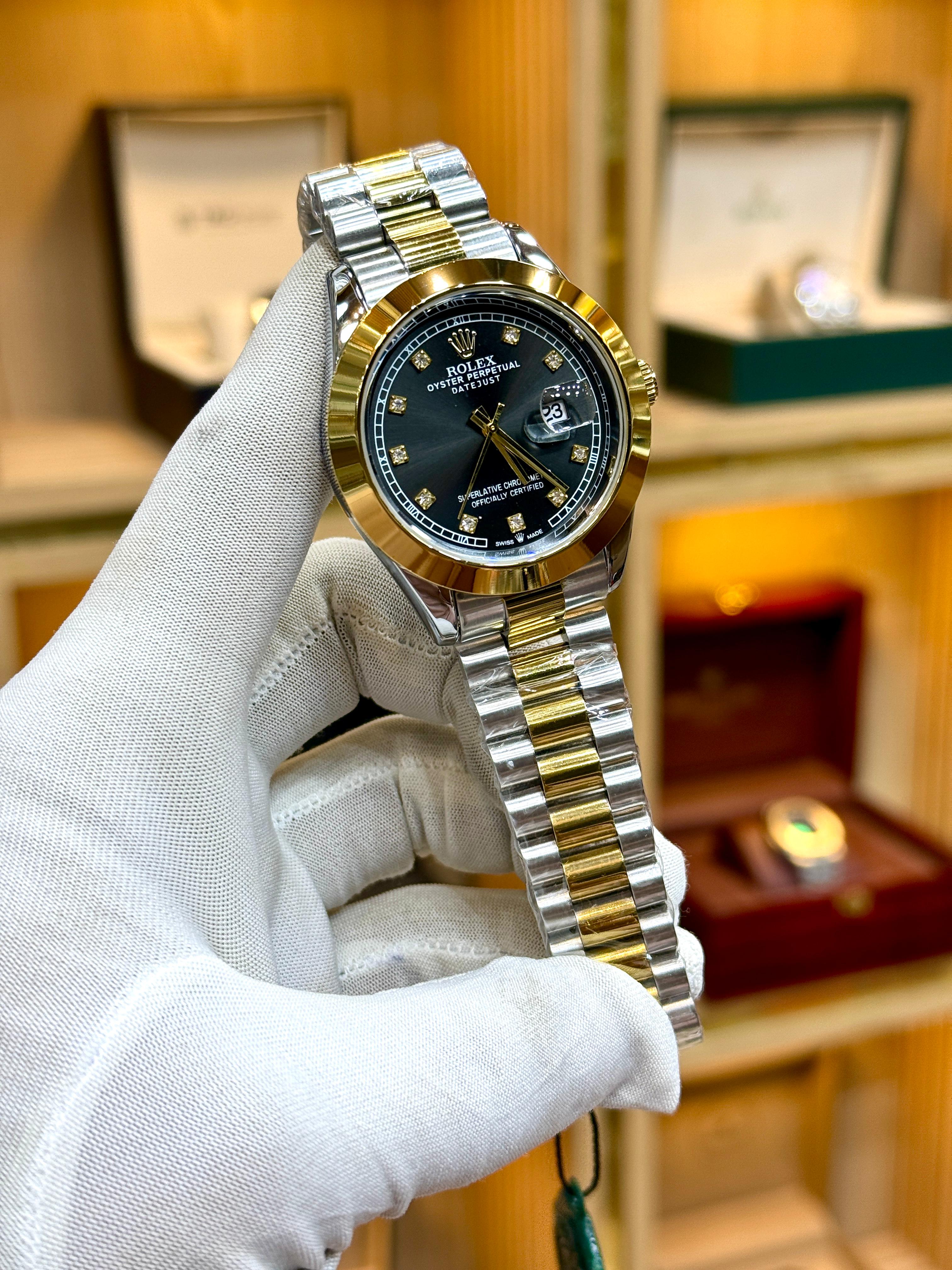 Prestige Classic Two-Tone Wristwatch – Timeless Luxury Design