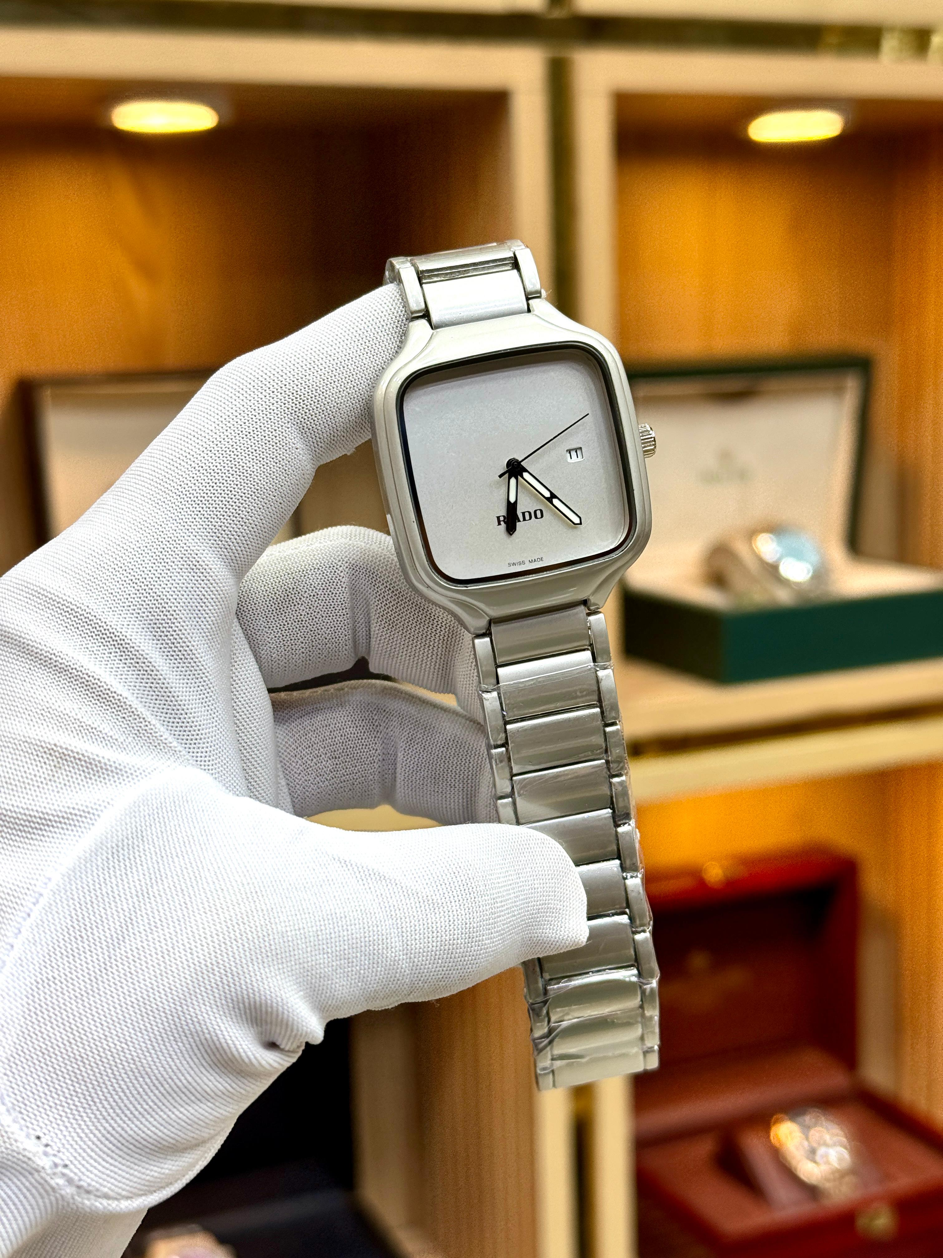 Rado Square Analog Watch with Date Display - Silver Metallic Link Bracelet Luxury Timepiece